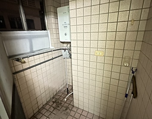 租◆成功榮美溫馨電梯兩房● - Image 7