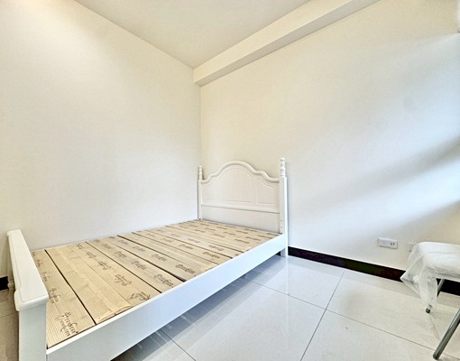 中都重劃區｜陽台景觀全新三房＋平面車位可直接入住 - Image 9