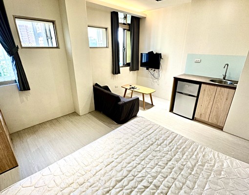 近桃園醫院、中壢工業區美房✨可雙租補｜獨洗曬｜變頻冷氣 - Image 3