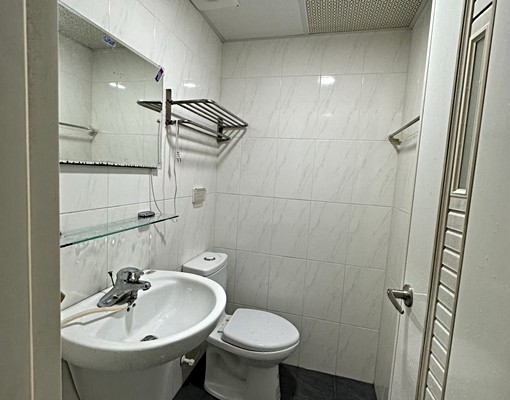 優質套房,近亞大樹仁商圈 - Image 2