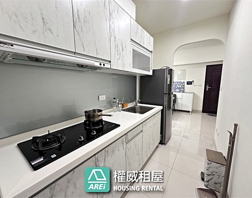 高醫商圈｜郡都當代｜高樓層高檔裝潢2｜房平車 - Image 6