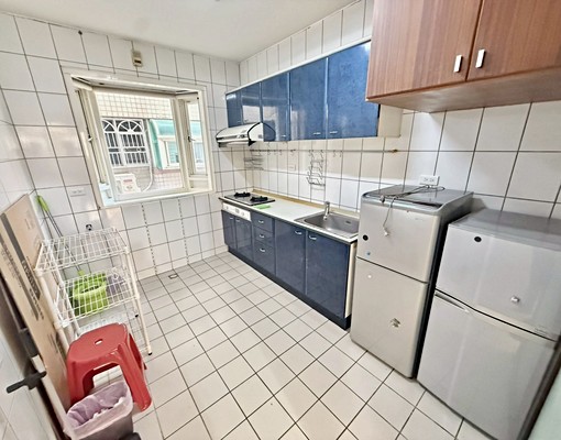 採光通風佳✨秒殺可貓三房✨戶數單純✨大坪數✨黃金地段 - Image 4