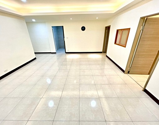 龜山後街幸福社區漂亮美三房 - Image 2