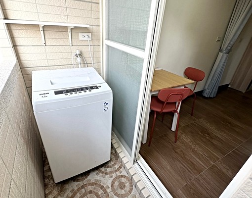 租屋補助。陽台。獨立洗衣機。室內機車位 - Image 10