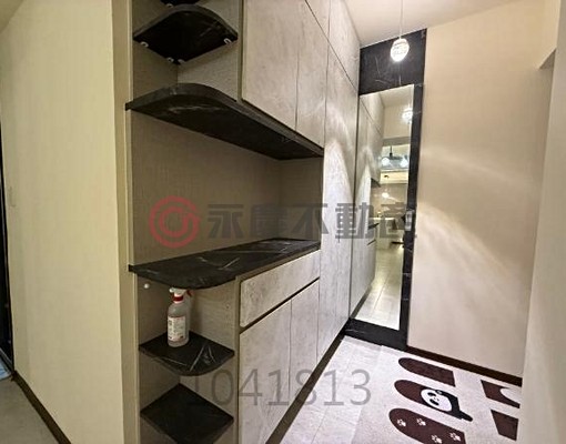 新橫濱裝潢玄關2房+車位 - Image 3