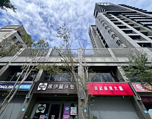 🌽大馬路邊林口文化一路一段長虹天薈一二樓醒目店面 - Image 7