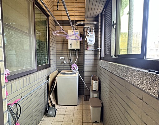 [沛諠推薦]蒙馬特2+1房車～可入戶籍、租屋補助～傢俱電全配 - Image 13