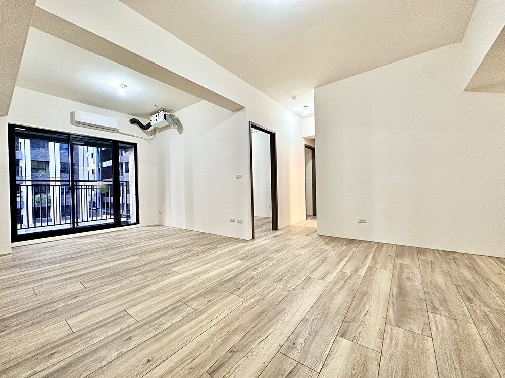 三房大空間✅冷氣全配✅平面車位✅全新交屋✅平面車位 - Image 1