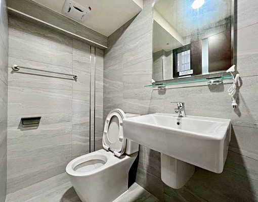 楠梓82期🔥華雄愛樂🔥附孝親五房🔥全新未住🔥優質透天 - Image 5