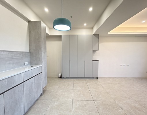 每扇窗都是山景|租金含車位含管理費|收納充足|前後雙陽台 - Image 3