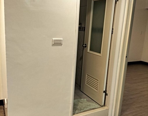 公寓兩房一廳或三房兩廳,客廳約10坪,整層出租。 - Image 14