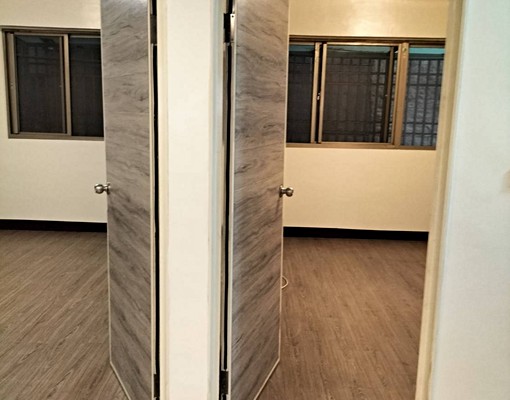 公寓兩房一廳或三房兩廳,客廳約10坪,整層出租。 - Image 13