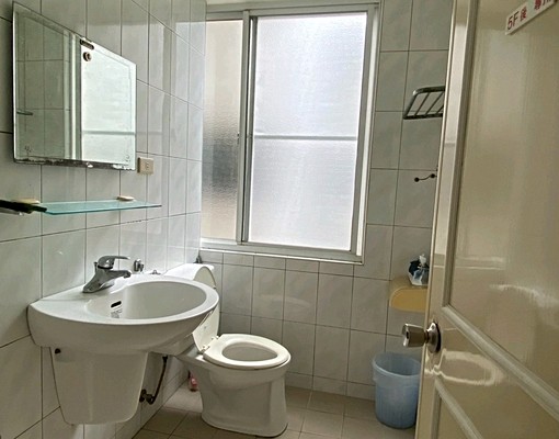 優透天房間&獨立衛浴近澄清路、正修科大 - Image 8