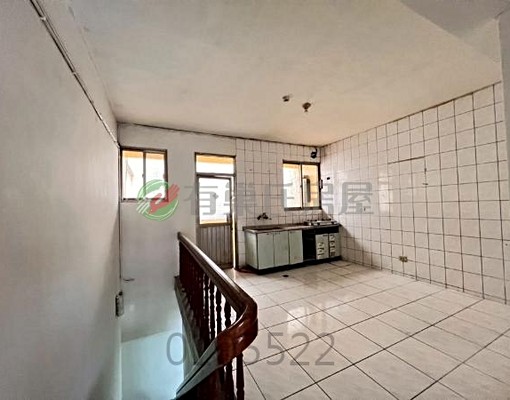 ✅太平豐年社區臨路透天✅門口停車 - Image 4