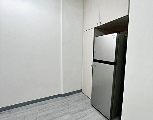 屋主自租!可租補!全屋全新一級變頻家俱,有前後陽台採光佳 - Image 3