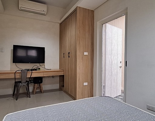 近五權路台灣大道/獨洗曬電梯套房 - Image 1