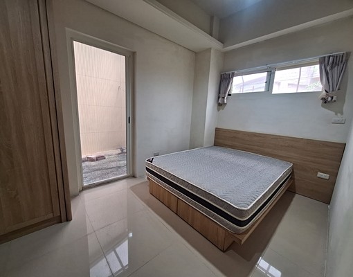 近五權路台灣大道/獨洗曬電梯套房 - Image 2