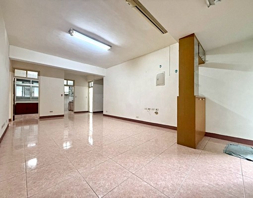 永春🚄租補戶籍🌟免爬高獨洗曬💦空間大機能好🌟家庭首選 - Image 2