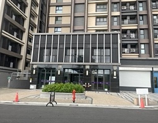 離塵不離市、靜中有閒逸 - Image 10