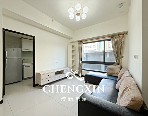 高鐵特區-明亮舒適美2房🚗含平車可停機車、可養貓🐱超推 - Image 1