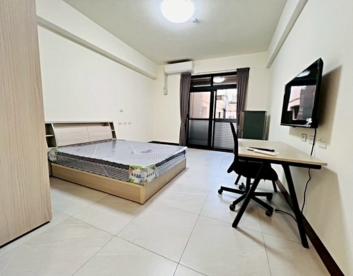 【近巨蛋|左營新上街|超寬敞!舒適透天分租套房】 - Image 2