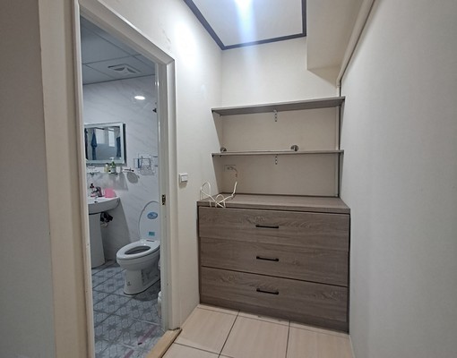 可租補-分租頂樓整層3房2廳2衛含車位傢俱電全 - Image 15