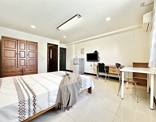 我的愛不會變✨可租補超大空間✨共洗獨曬室內機車位 - Image 6