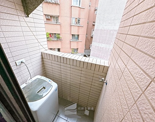 嘉富🎖️可租補💖西屯南屯電梯地段佳網美風陽台獨洗秒殺 - Image 9