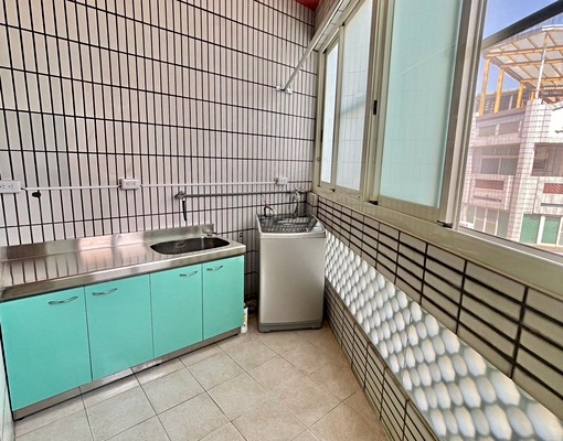 超美大套房/超大美陽台/獨洗獨曬/密碼鎖門/機車位/子母車 - Image 23