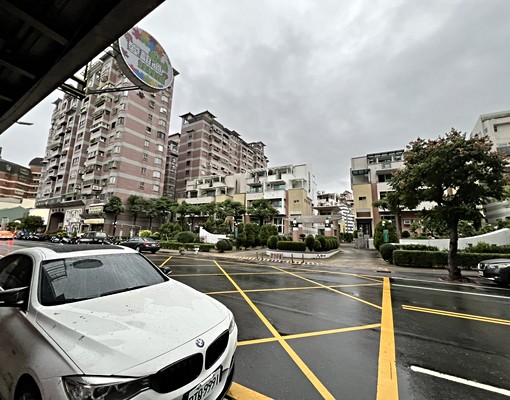 蝦卷哥-台南市東區近南紡超大兩房平車 - Image 13