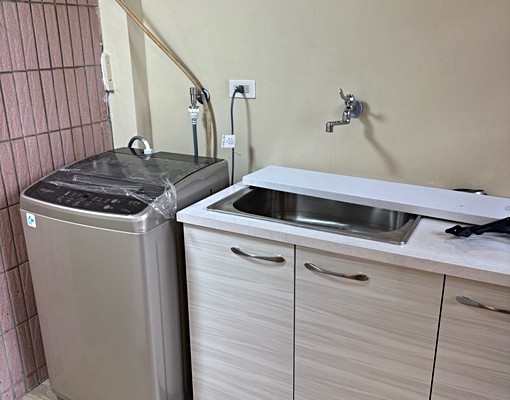 自由路博愛路大套房可寵 - Image 5