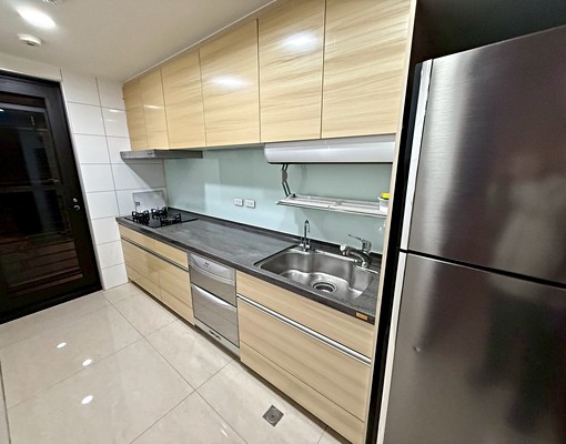 🏠北門🌟可入籍🌟含車位🌟雙主臥🌟3陽台🌟景觀宅 - Image 7