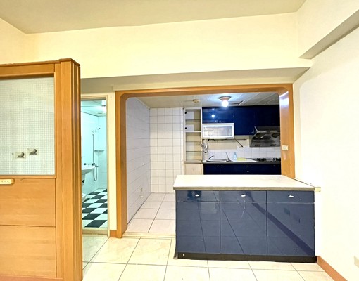 ✅寵雙車✅租補戶籍神明廳✨文心永春東秀泰✨空屋四房浴缸家具談 - Image 5