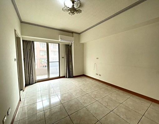 ✅寵雙車✅租補戶籍神明廳✨文心永春東秀泰✨空屋四房浴缸家具談 - Image 10