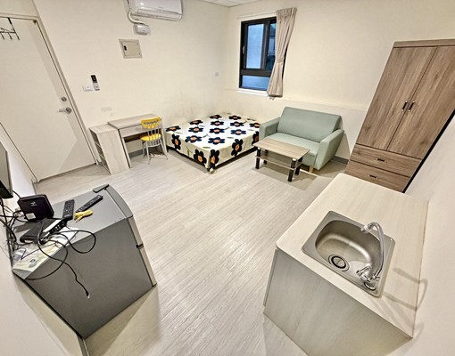 🌟東區透天套房釋出！可租補｜陽台獨洗＋沙發＋流理台🔥 - Image 6