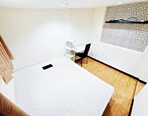 低樓層套房｜好停車・生活機能佳｜獨洗｜雙層冰箱｜水免費 - Image 7