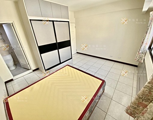 北屯區✨電梯美三房✨可租補 - Image 9