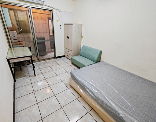 中國附醫🍎永興商圈✅️電1度約3元✅️機車位✅️陽台獨洗 - Image 3