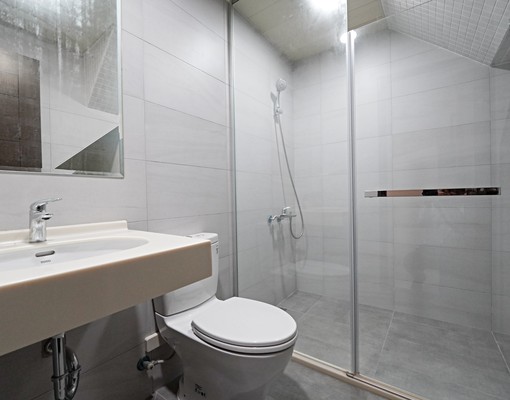 仁武大灣國中旁面寬併排雙車庫透天 - Image 3