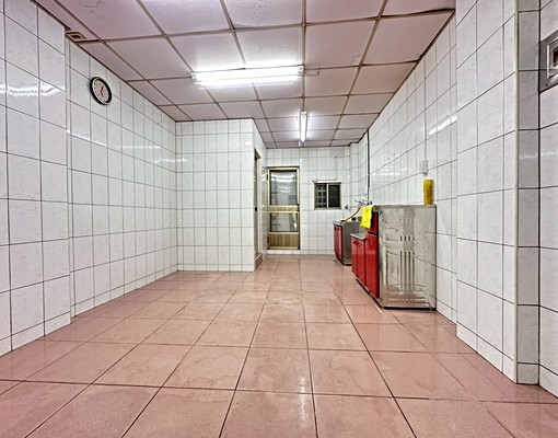 租⭐可餐飲整棟透天近五塊厝 - Image 1