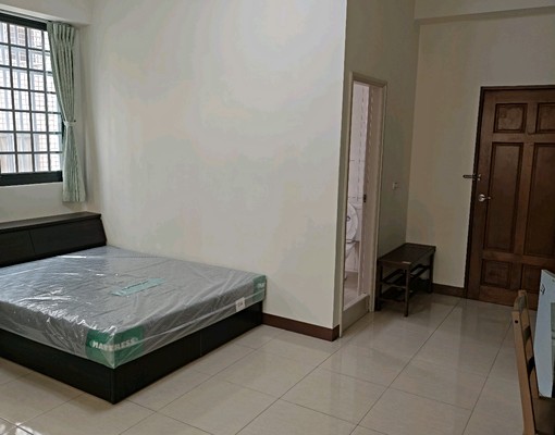 近正修長庚透天電梯獨立套房 - Image 3