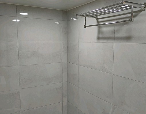 藝文特區全新裝修套房有陽台,近南平市場 - Image 2