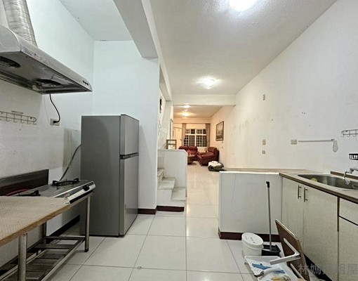 ☺️安南區靜巷透天3房~可入籍.租補.祭祀.養寵 - Image 7