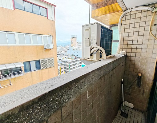 大魯閣新時代🍎台中火車站✅️陽台獨洗.衛浴開窗✅️雙層冰箱 - Image 5