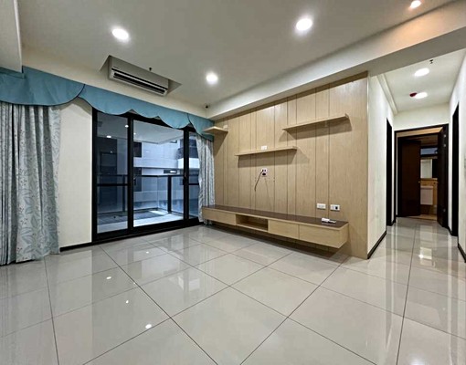 橋科青埔｜全民萬歲｜高樓層｜三房平車 - Image 1