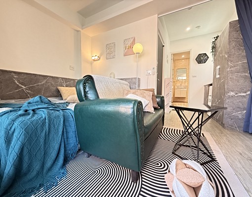 歡迎(雙)租補垃圾代收捷運1房1廳1衛1露台漂亮拎包套房 - Image 1