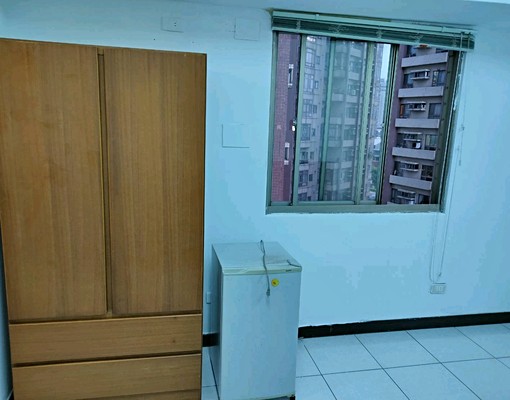 南山路一段套房(含冷氣.冰箱.洗衣機) - Image 4