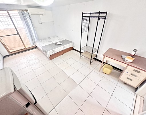 《南屯大空間》📣近捷運站✨台水電❤陽台獨洗✨小廚房可用 - Image 1