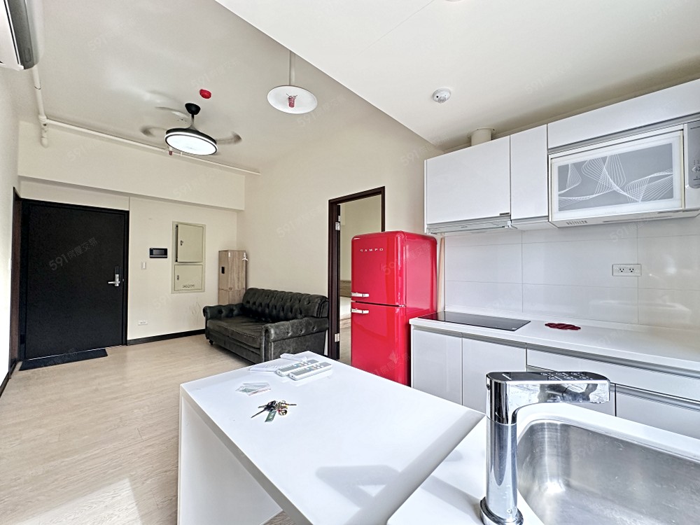 ✨出門高鐵站🔥物流共和國✨兩房+平車✨千坪中庭花園☘️ - Image 1