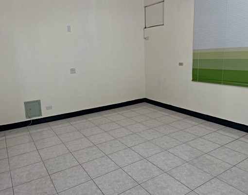 建國路近天鵝湖，四樓傳統透天厝，適合家庭入住 - Image 12